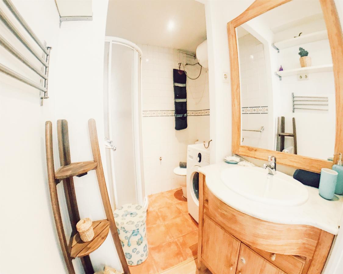 Lollipop Flats City Centre Deluxe Suite Мадрид Екстериор снимка