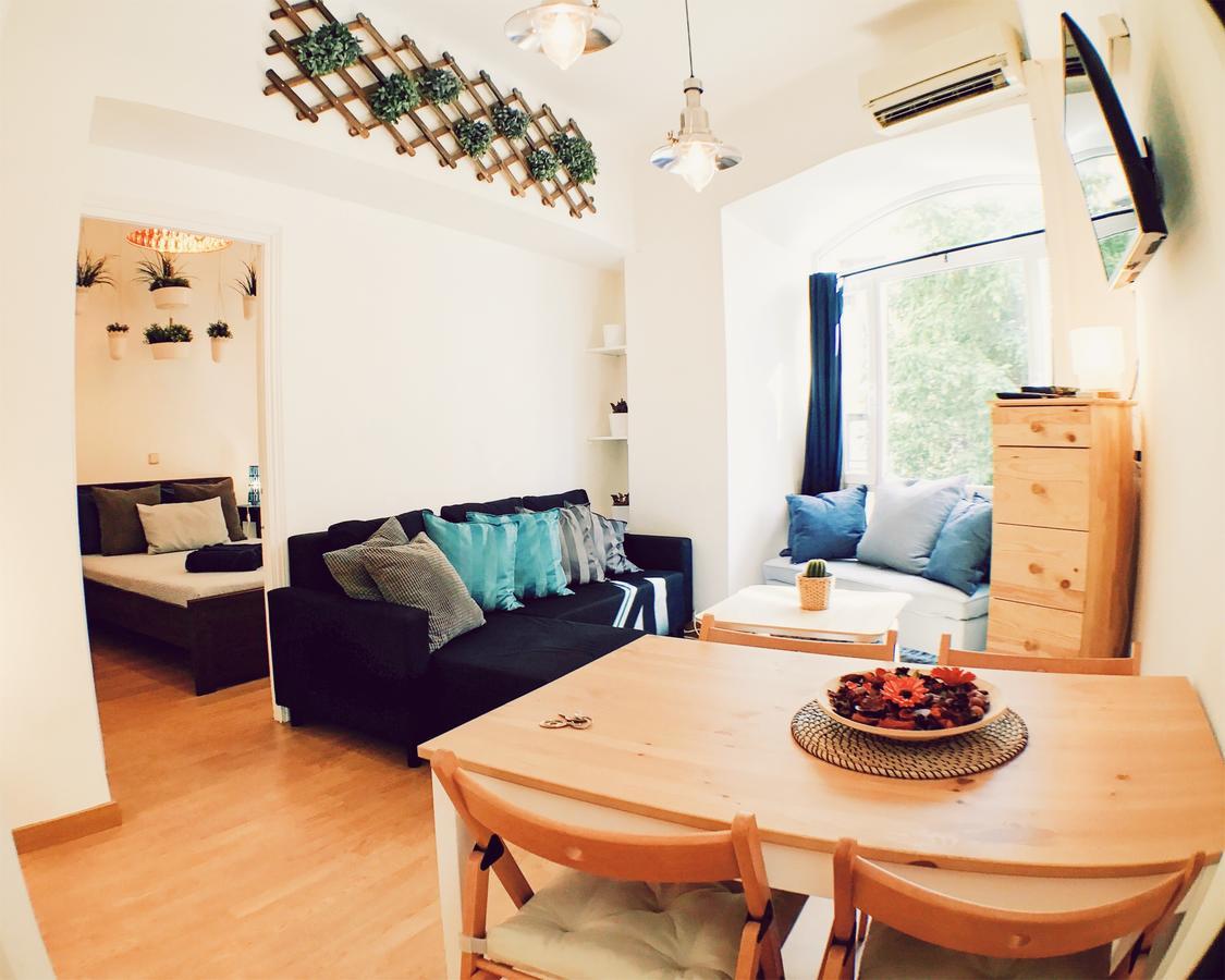 Lollipop Flats City Centre Deluxe Suite Мадрид Екстериор снимка