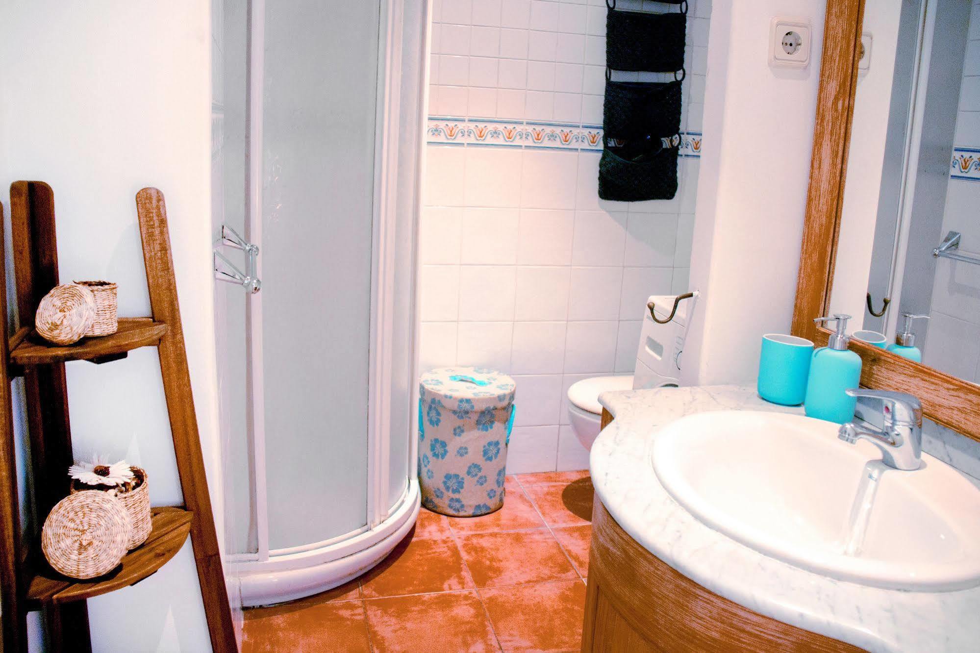 Lollipop Flats City Centre Deluxe Suite Мадрид Екстериор снимка